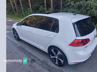 Volkswagen Golf VII GTI