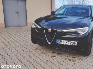 Alfa Romeo Stelvio 2.0 Turbo 16V AT8-Q4 Executive