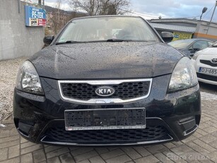 KIA RIO 5drzwi-Alu-Klima-ESP