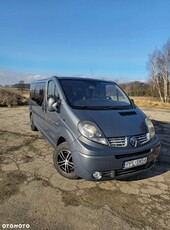 Renault Trafic 2.0 dCi 115 FAP Passenger Black Edition