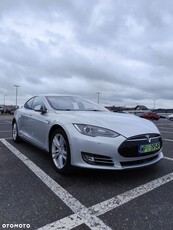 Tesla Model S Performance