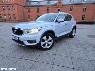 Volvo XC 40 T3 Momentum