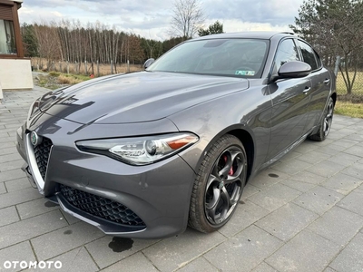 Alfa Romeo Giulia 2.0 Turbo 16V AT8-Q4 Veloce Ti