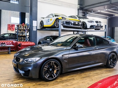 BMW M4 DKG