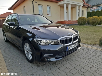 BMW Seria 3 318d MHEV Business Edition