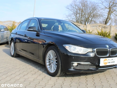 BMW Seria 3 318d Touring Luxury Line