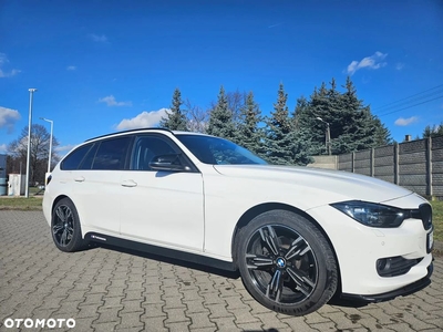 BMW Seria 3 318d xDrive