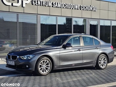 BMW Seria 3 318i GPF Sport Line Shadow