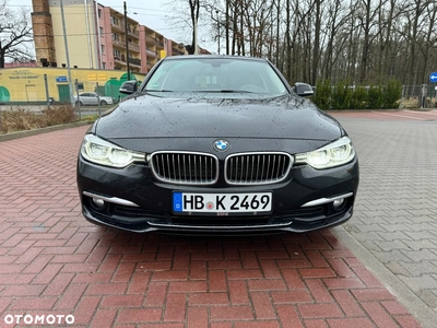 BMW Seria 3 320d Luxury Line