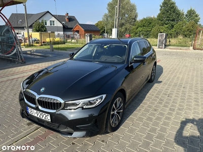 BMW Seria 3 320d Touring xDrive Edition Luxury Line Purity