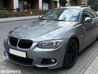 BMW Seria 3 320i