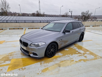 BMW Seria 5 525d Sport-Aut