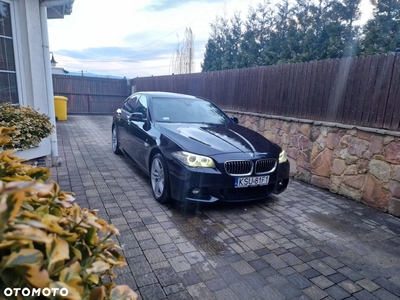 BMW Seria 5 530d xDrive Luxury Line