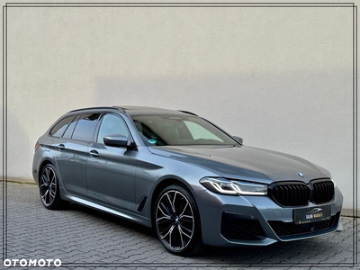 BMW Seria 5 540d xDrive mHEV M Sport sport