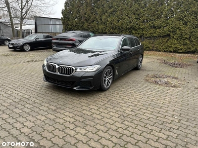 BMW Seria 5 540d xDrive Touring M Sport Edition