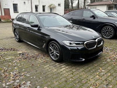 BMW Seria 5 G30-G31 Touring Facelifting 3.0 540d 340KM 2023
