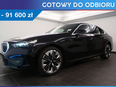 BMW Seria 5 G60 Sedan Plug-In 2.0 30e 299KM 2023