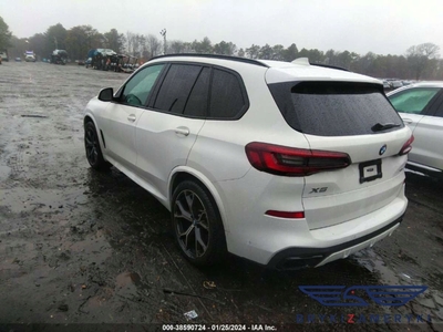BMW X5 G05 SUV 3.0 40i 340KM 2021
