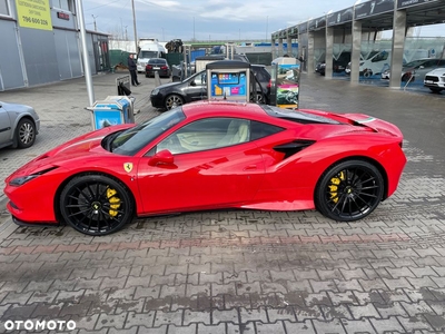 Ferrari F8 Tributo