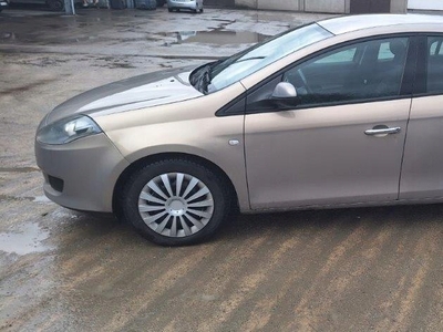 Fiat Bravo II Hatchback 5d 1.6 TD MultiJet 120KM 2011