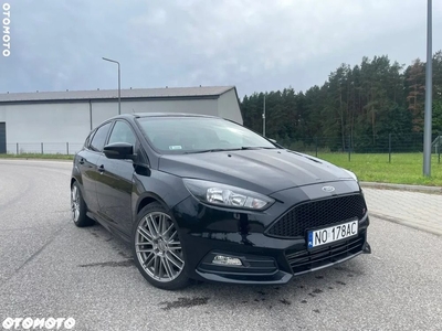 Ford Focus 2.0 EcoBoost ST-2