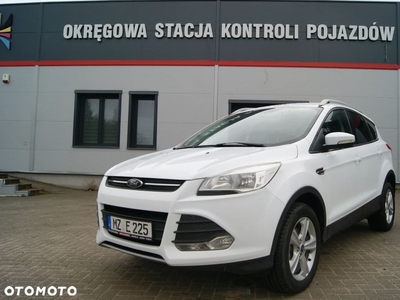 Ford Kuga 1.6 EcoBoost 2x4 Titanium