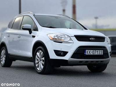 Ford Kuga 2.0 TDCi 2x4 Titanium