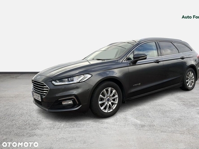 Ford Mondeo 2.0 Hybrid Titanium