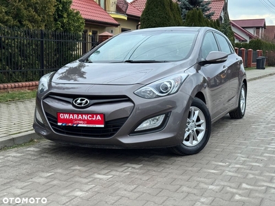 Hyundai I30 blue 1.6 CRDi Style