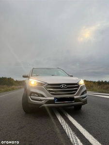 Hyundai Tucson blue 1.7 CRDi 2WD Trend