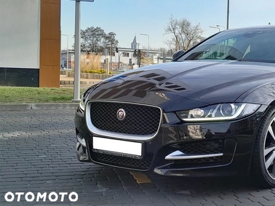 Jaguar XE 2.0 D R-Sport