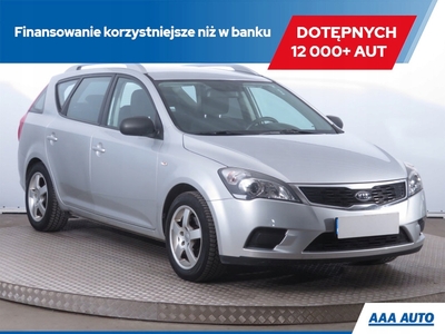 Kia Ceed I SW Facelifting 1.4 DOHC CVVT 90KM 2011