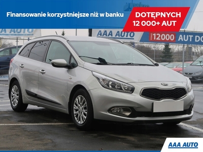 Kia Ceed II Kombi 1.6 GDI 135KM 2013