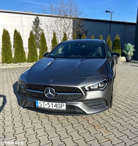 Mercedes-Benz CLA 220 4-Matic AMG Line 7G-DCT