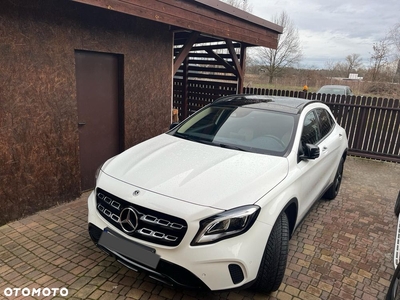 Mercedes-Benz GLA 250 4-Matic