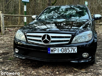 Mercedes-Benz Klasa C 300 T 7G-TRONIC