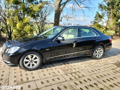 Mercedes-Benz Klasa E 220 CDI BlueEff Elegance