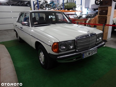 Mercedes-Benz W123