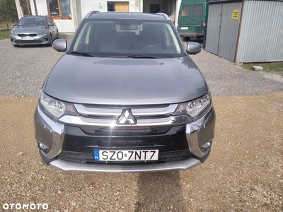 Mitsubishi Outlander 2.2 DI-D 4WD Automatik Instyle