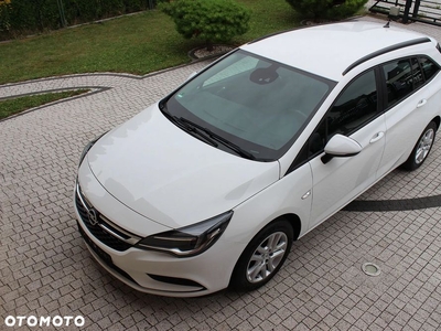 Opel Astra 1.6 D Start/Stop Automatik Sports Tourer Dynamic