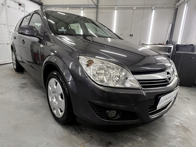 Opel Astra H Sedan 1.7 CDTI ECOTEC 100KM 2010