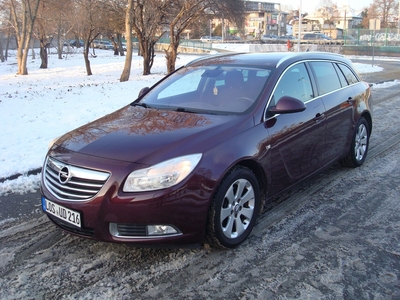 Opel Insignia I Sports Tourer 2.0 CDTI BiTurbo ECOTEC 195KM 2013