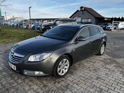 Opel Insignia I Sports Tourer 2.0 CDTI ECOTEC 130KM 2011