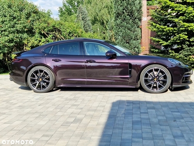 Porsche Panamera 4