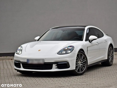 Porsche Panamera Standard