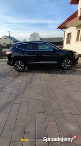 Sprzedam Nissan Qashqai TEKNA 1.2tig-115km