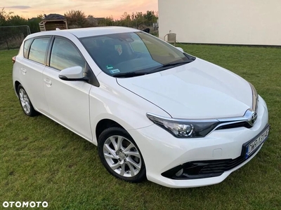 Toyota Auris 1.2 Turbo Team Deutschland