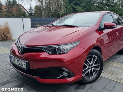 Toyota Auris 1.2 Turbo Team Deutschland