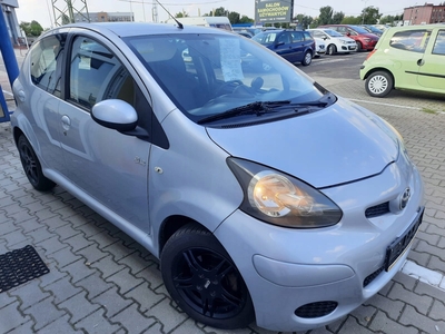 Toyota Aygo I Hatchback 3d 1.0 VVT-i 68KM 2009