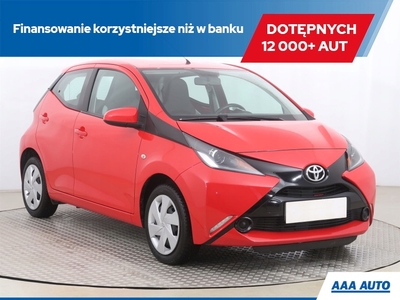 Toyota Aygo II Hatchback 5d 1.0 VVT-i 69KM 2015